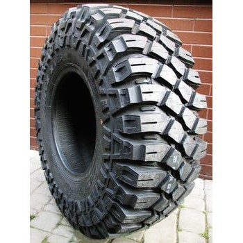 Maxxis Creepy Crawler M8090 255/85 R16 104K