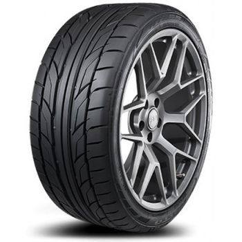 Nitto NT555 G2 215/55 R17 94V